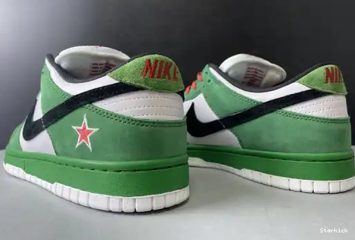 304292-302 Nike Dunk SB Low Heineken 0530